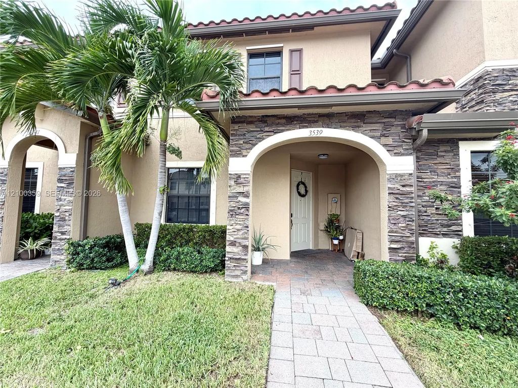 3539 W 89th Place #3539, Hialeah