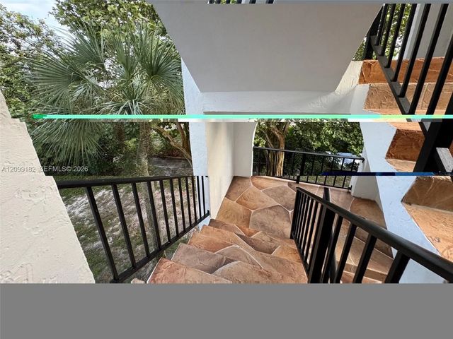 4 of 7 - 5961 N Falls Cir Drive #306, Lauderhill, FL