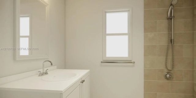 5 of 9 - 5241 Sw 98th Ave Road, Miami, FL