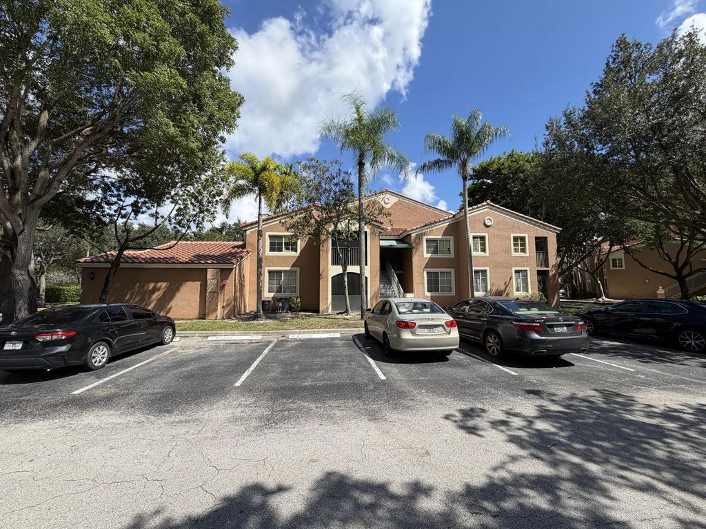 4852 N State Road 7 #207, Coconut Creek