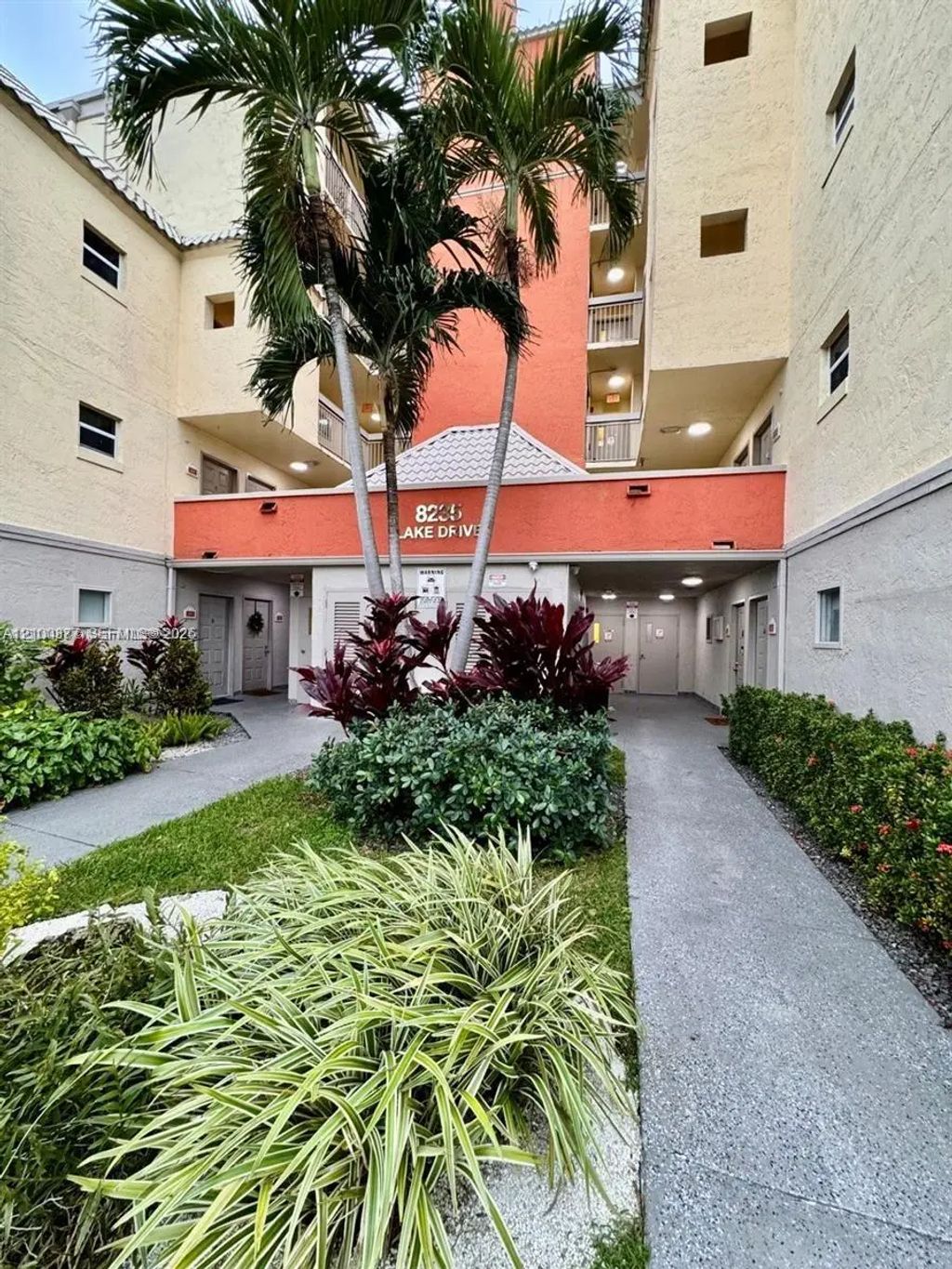 8235 Lake Drive #401, Doral
