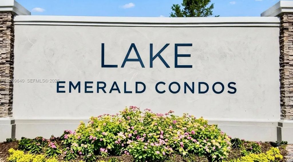 112 Lake Emerald Drive #109, Oakland Park