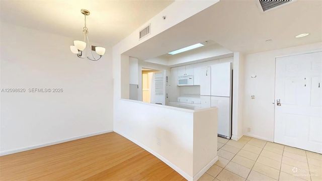 5 of 51 - 19501 W Country Club Drive #2505, Aventura, FL