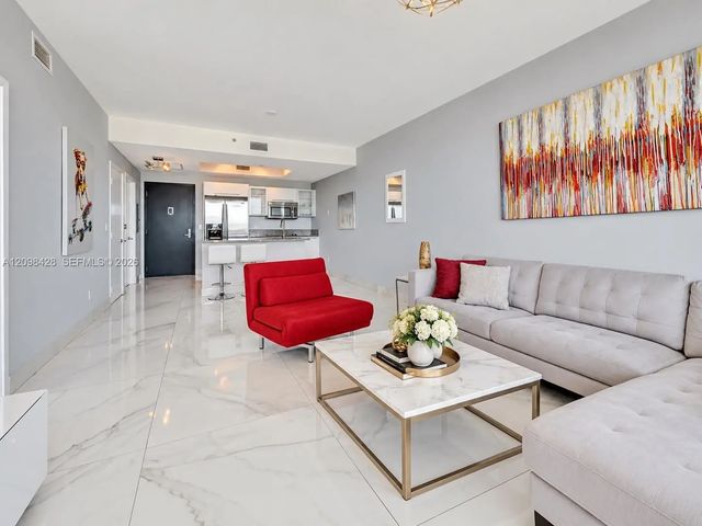 3 of 16 - 888 Biscayne Boulevard #411, Miami, FL