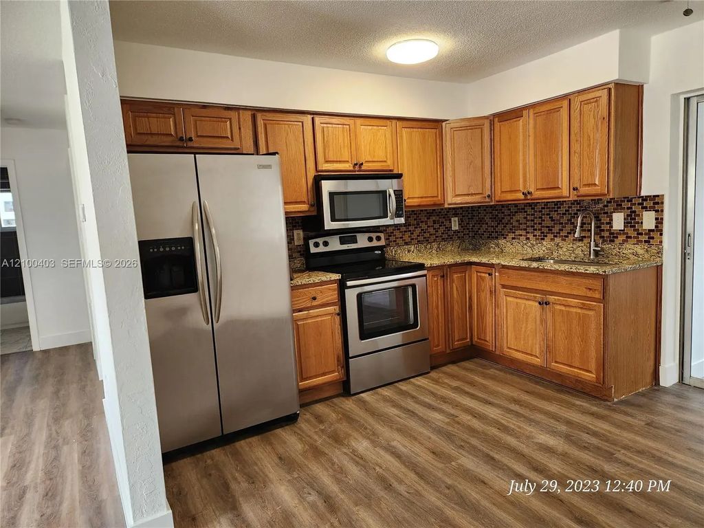 9500 Nw 72nd Court #1, Tamarac