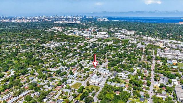 2 of 36 - 5925 Sw 64th Street, South Miami, FL