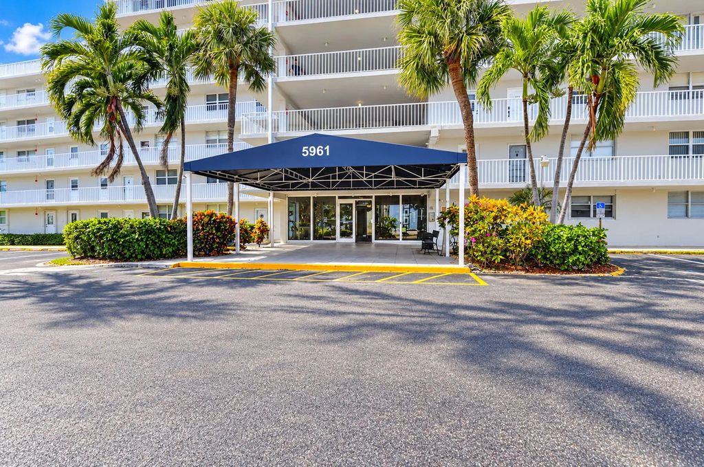 5961 Nw 2nd Avenue #210, Boca Raton