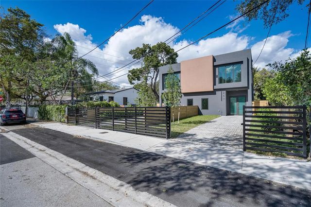 4 of 61 - 283 Nw 52nd Street, Miami, FL