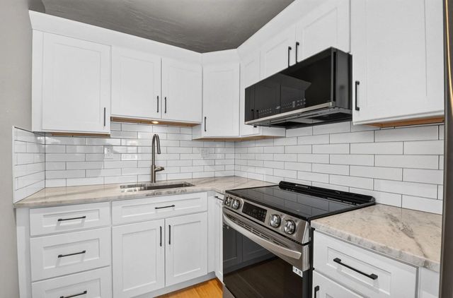 5 of 19 - 2290 Sunset Avenue #20, Lake Worth Beach, FL