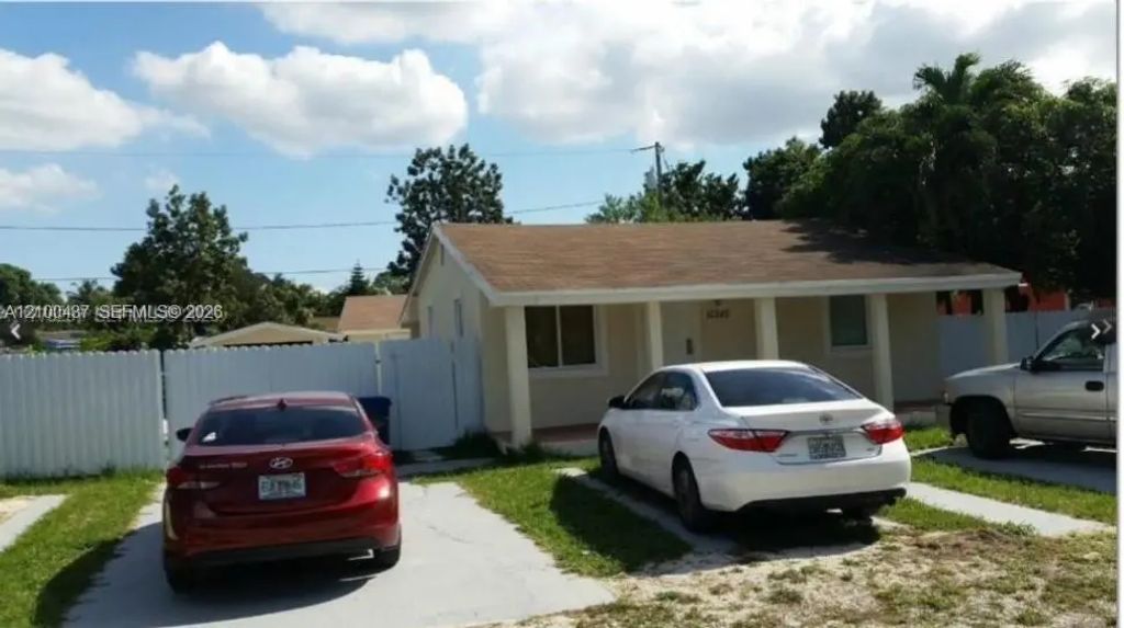 10345 Nw 30th Court, Miami