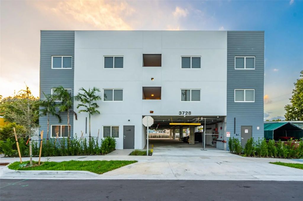 3728 Nw 19th Avenue #206, Miami