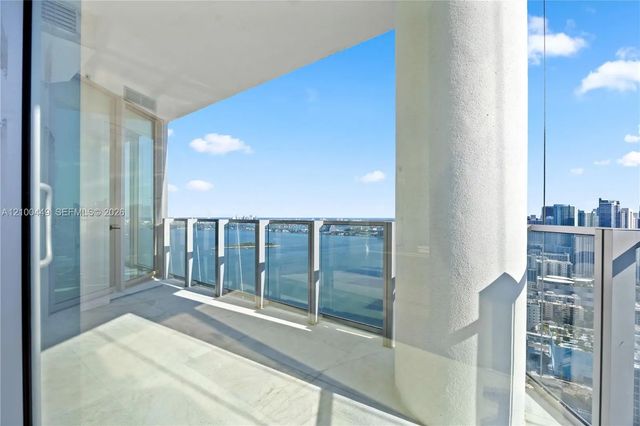 3 of 46 - 2900 Ne 7th Avenue #4009, Miami, FL