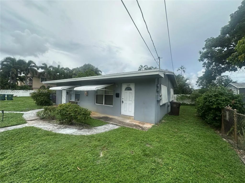 1271 Ne 32nd Street #1289, Oakland Park