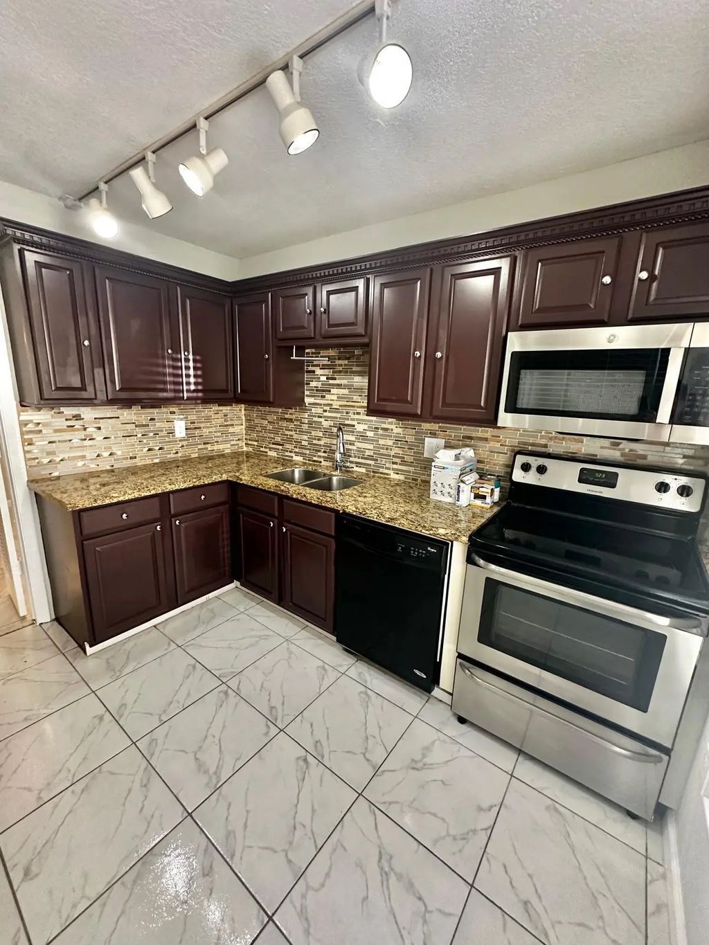 4158 Inverrary Drive #202, Lauderhill