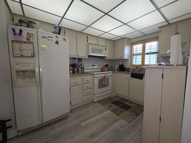 3 of 16 - 2041 W Woolbright Road #h101, Boynton Beach, FL