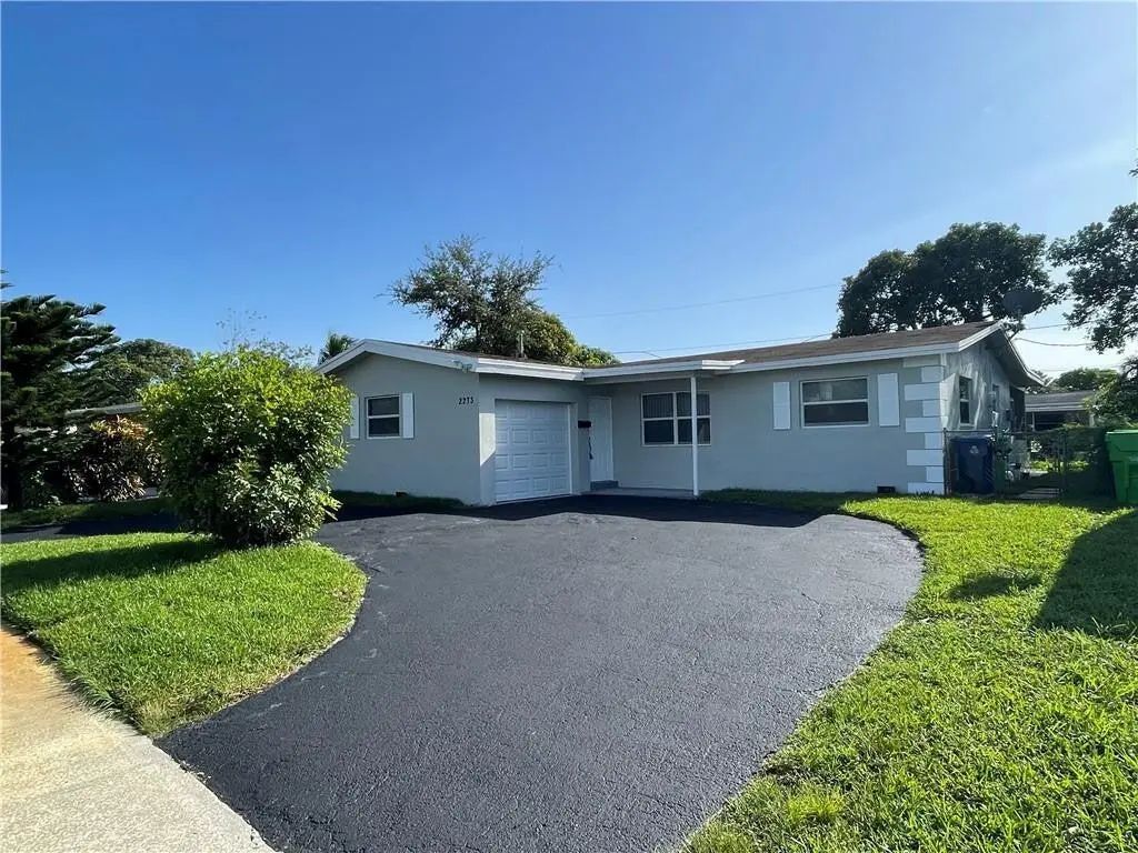 2273 Nw 81st Avenue, Sunrise
