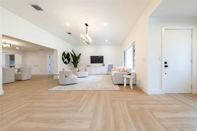 3 of 24 - 420 Ne 55th Terrace, Miami, FL