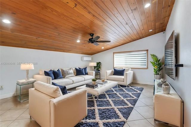 3 of 19 - 6660 W 13th Avenue, Hialeah, FL