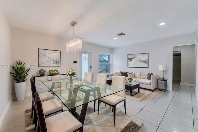 5 of 19 - 6660 W 13th Avenue, Hialeah, FL