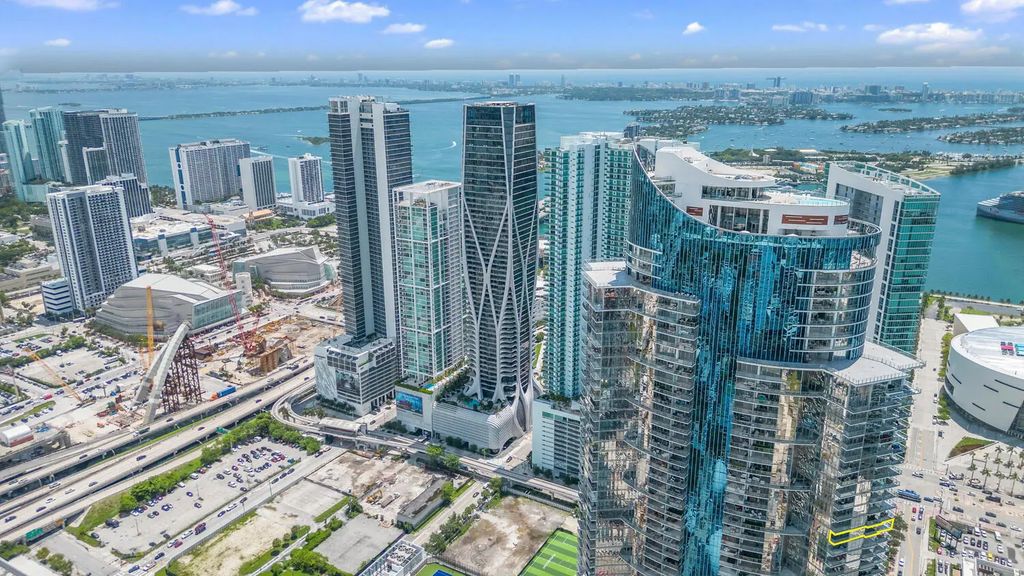 851 Ne 1st Avenue #3502, Miami