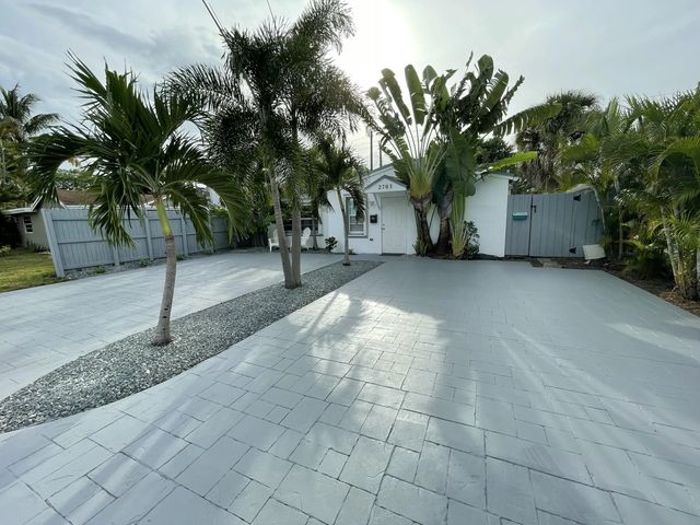2703 Ne 6th Lane, Wilton Manors