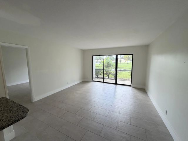 3 of 13 - 1112 Green Pine Boulevard #f1, West Palm Beach, FL