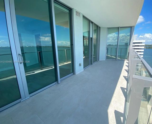 2900 Ne 7th Avenue #705, Miami