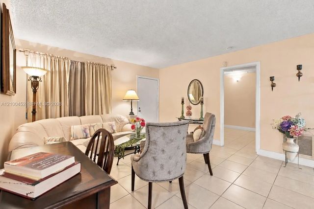 3 of 21 - 8760 Sw 133rd Ave Road #114, Miami, FL