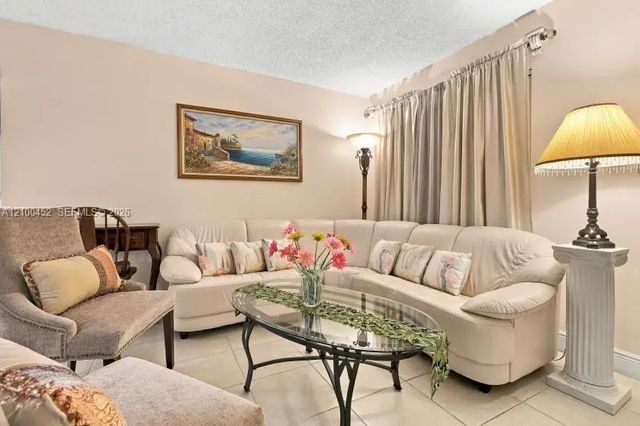 4 of 21 - 8760 Sw 133rd Ave Road #114, Miami, FL