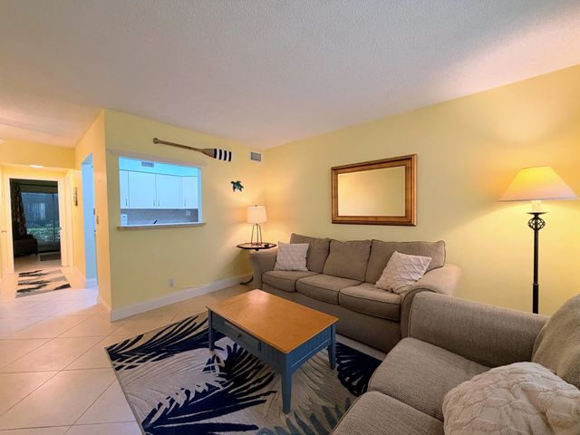 2 of 29 - 240 Horizons W #107, Boynton Beach, FL