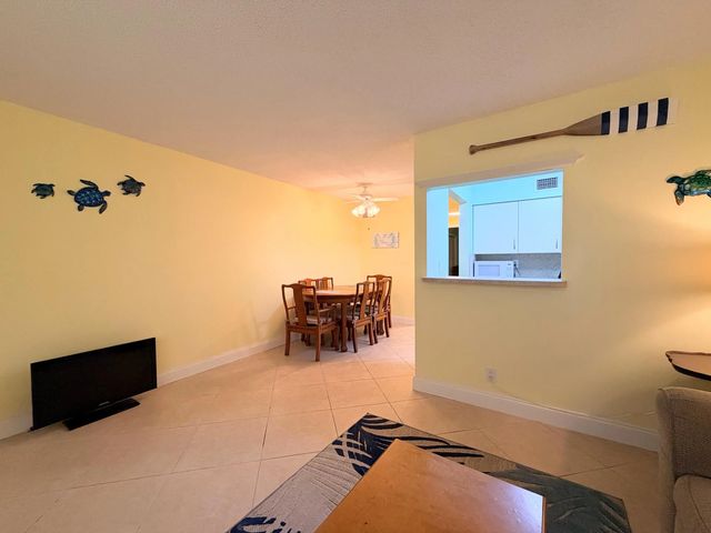 3 of 29 - 240 Horizons W #107, Boynton Beach, FL