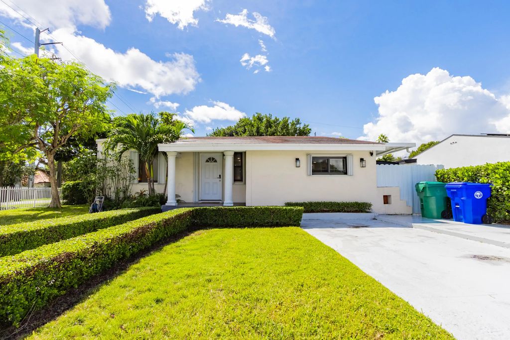 4300 Sw 5th Terrace, Miami