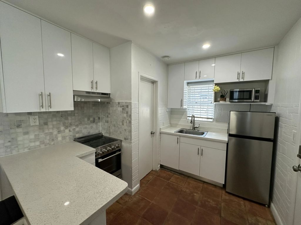 2703 Ne 6th Lane #2, Wilton Manors