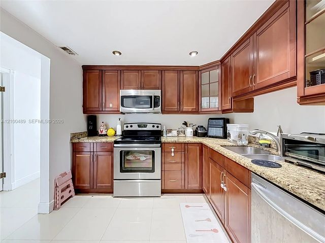 4 of 47 - 1351 Ne Miami Gardens Drive #1414e, Miami, FL