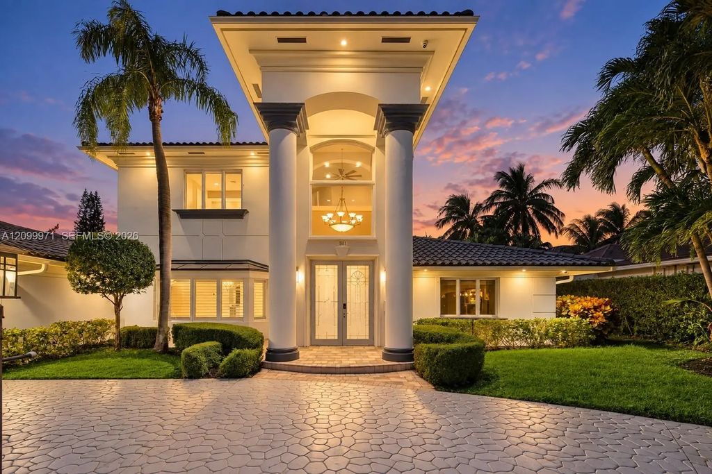5111 Ne 30th Avenue, Lighthouse Point