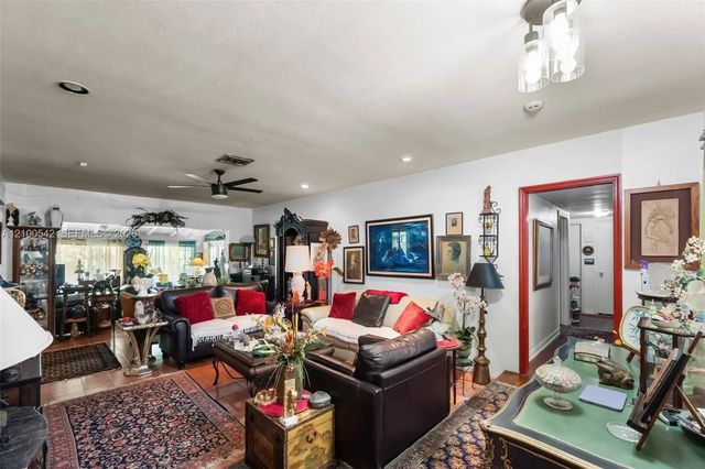 5 of 20 - 6005 Sw 64th Place, South Miami, FL