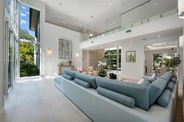 5 of 54 - 5960 Sw 79th Street, South Miami, FL