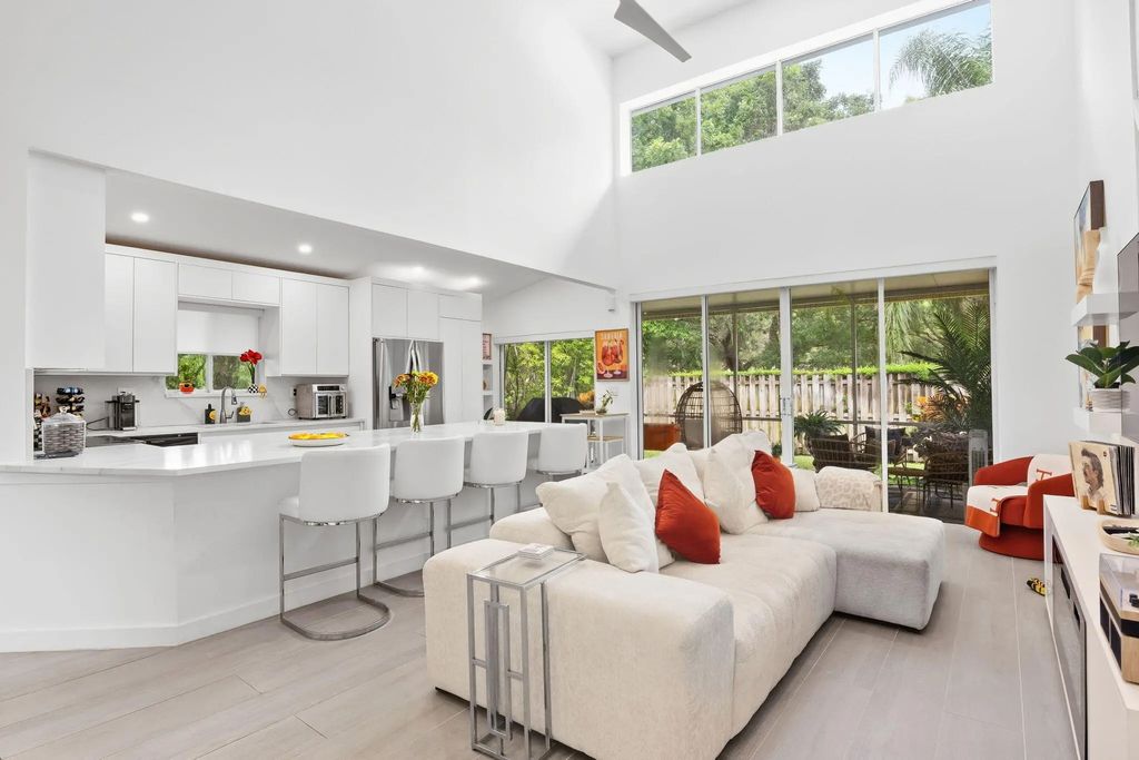 6045 Old Court Road #401, Boca Raton