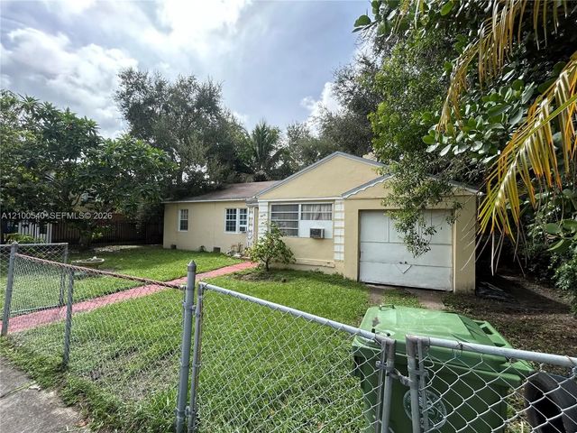 3 of 29 - 8270 Ne 2nd Court, Miami, FL