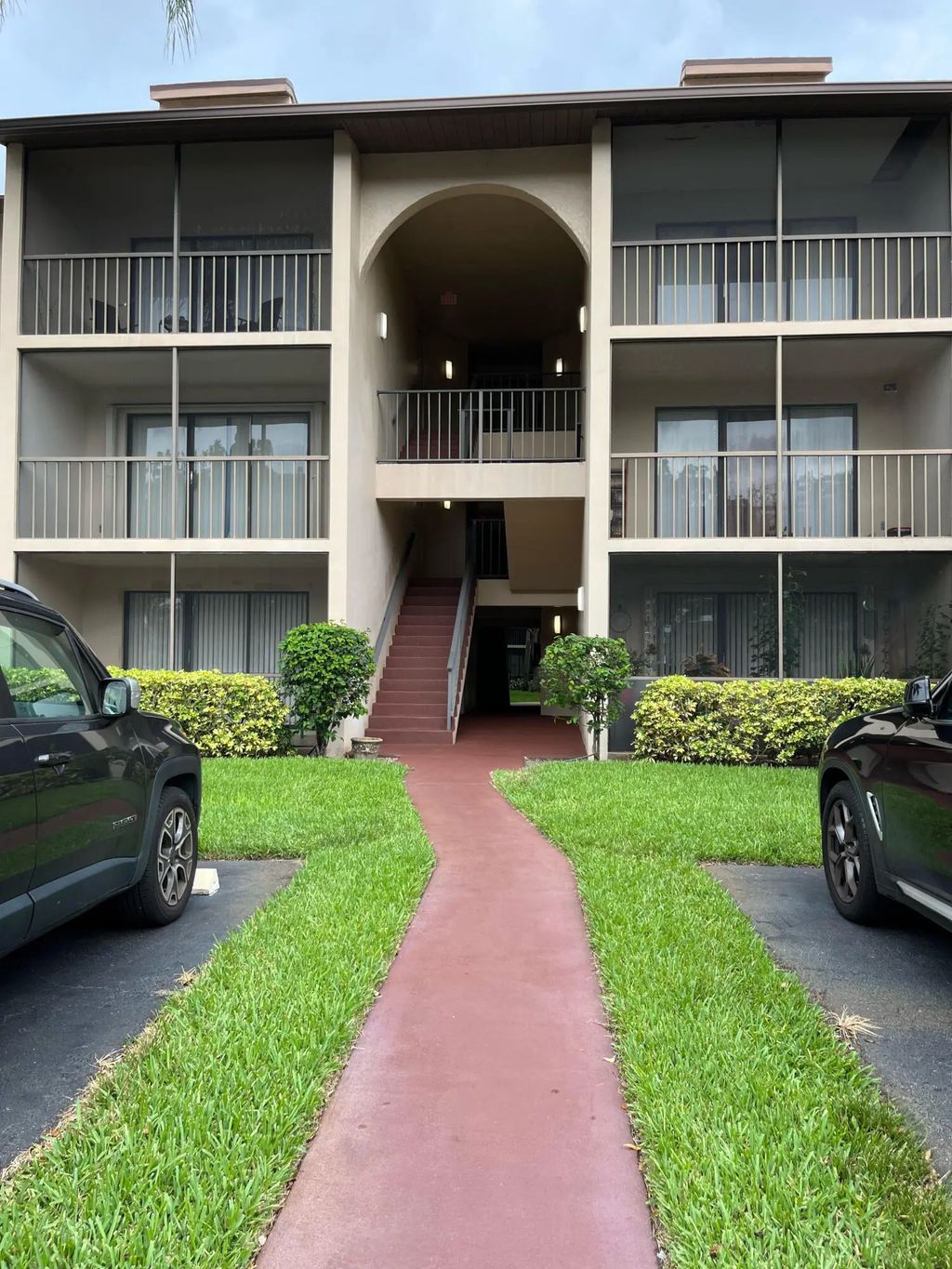 208 Foxtail Drive #unit G2, Greenacres