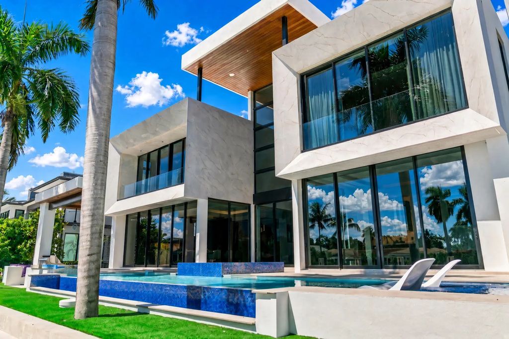 2856 Ne 26th Place, Fort Lauderdale