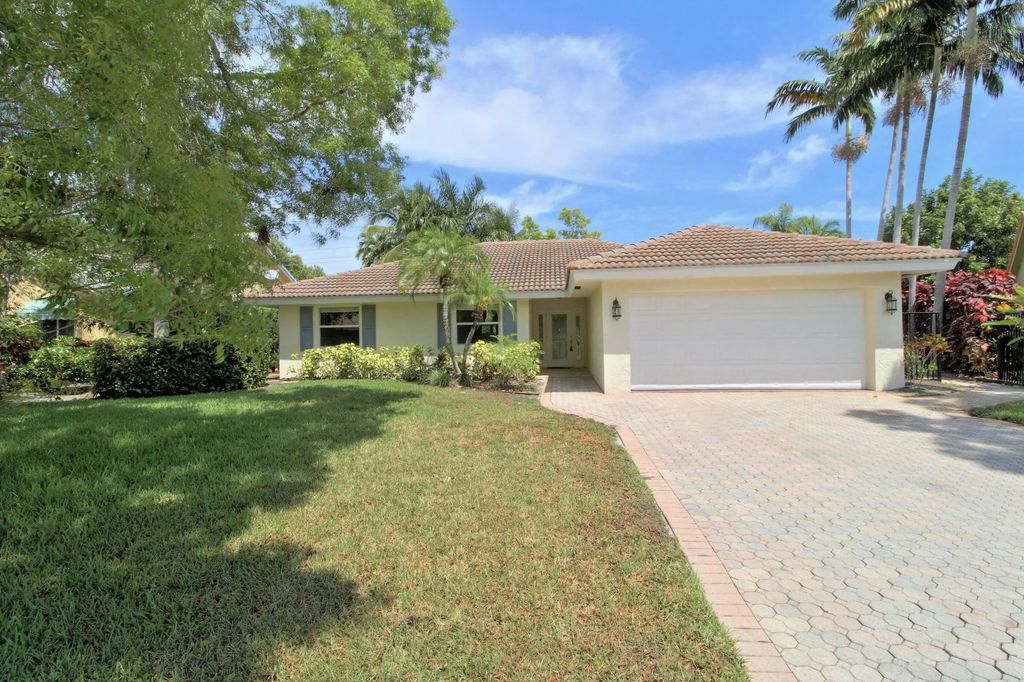949 Greensward Lane, Delray Beach