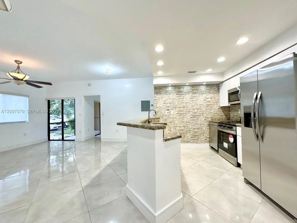 2550 Sw 18th Terrace #1802, Fort Lauderdale
