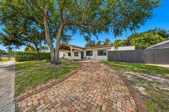 5 of 31 - 8315 Sw 99th Court, Miami, FL