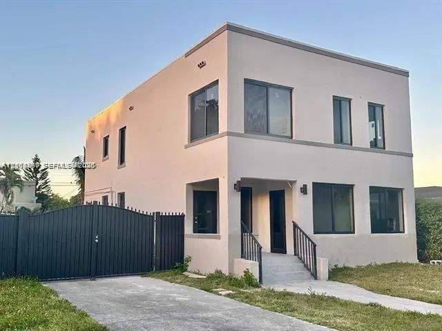 2369 Sw 17th Terrace, Miami