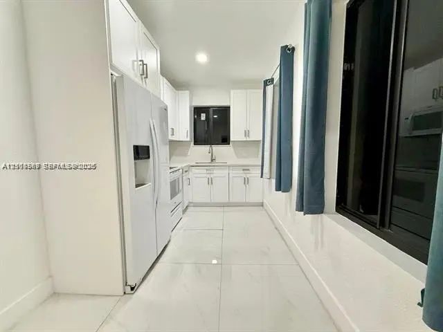 2 of 32 - 2369 Sw 17th Terrace, Miami, FL