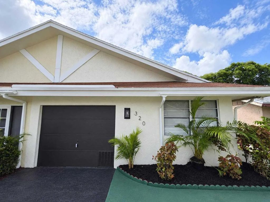 1320 Sw 75th Avenue, North Lauderdale