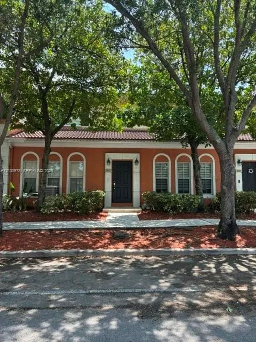 2551 Sw 99th Way, Miramar