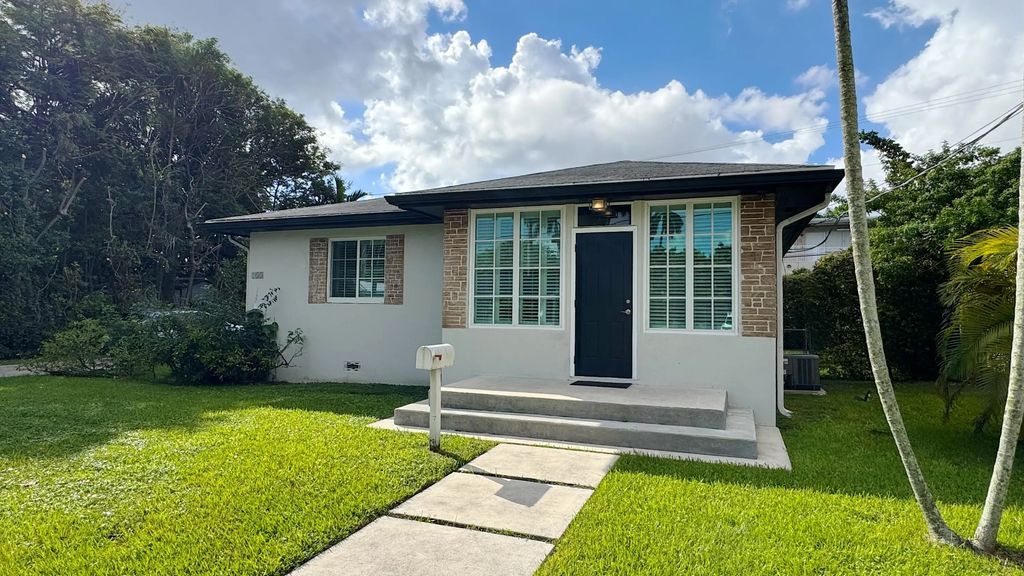 133 Se 2nd Street, Dania Beach