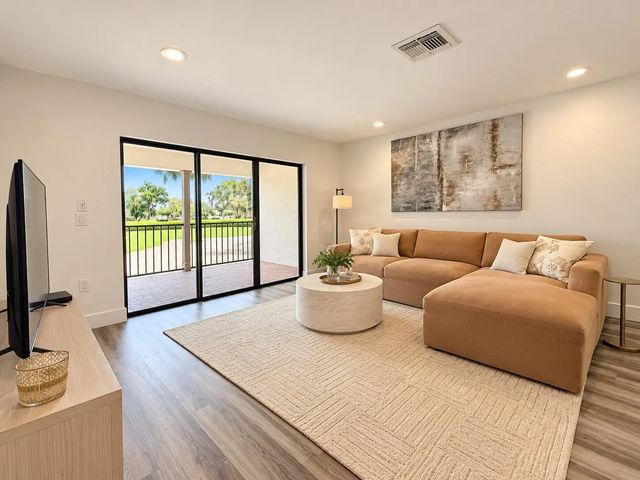 5 of 16 - 30 Southport Lane #d, Boynton Beach, FL